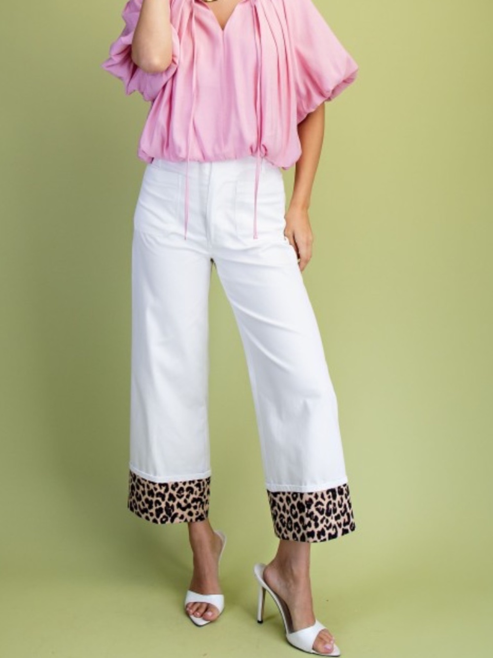 OFF WHITE CROPPED DENIM LIKE PANT WITH LEOPARD PRINT CUFFS SIZE SMALL - NWT - Picture 6 of 16